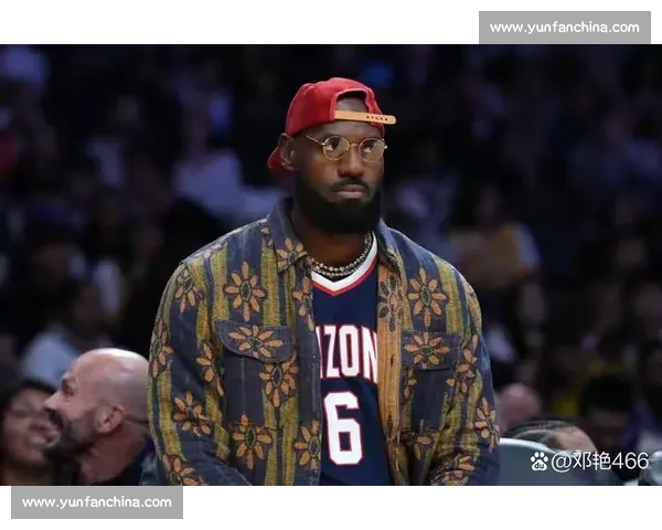 湖人对决热火常规赛精彩直播全程回顾与分析