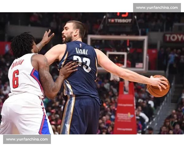 快船大战灰熊精彩直播 NBA季后赛激烈对决全程呈现